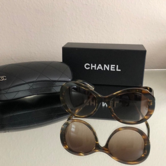 CHANEL Accessories - Tortoise Chanel glasses